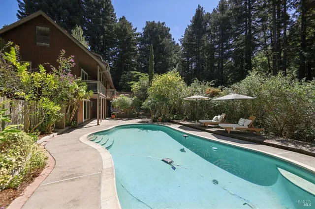 $1,350,000 | 12657 Fiori Lane, Sebastopol, CA 95472