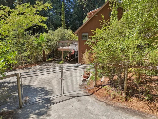 $1,350,000 | 12657 Fiori Lane, Sebastopol, CA 95472