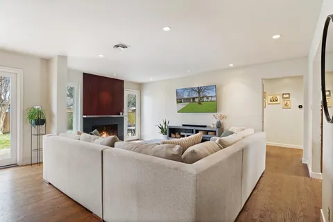 $615,000 | 7418 Fenton Drive, Dallas, TX 75231