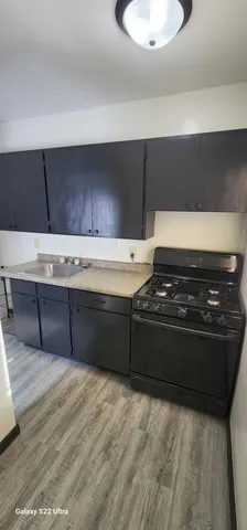 $112,000 | 422 Minnesota Avenue Southeast, Willmar, MN 56201