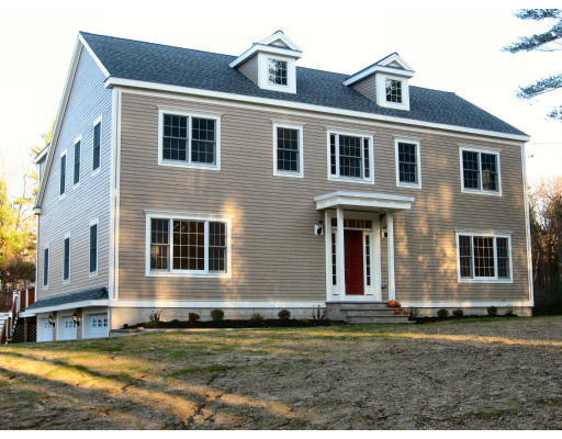 4 Lynn Street Canton, MA 02021 - Photo 1 of 27 Gallery Image 1