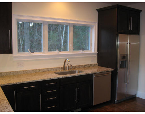 4 Lynn Street Canton, MA 02021 - Photo 11 of 27 Gallery Image 11