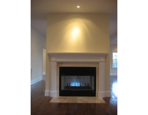 4 Lynn Street Canton, MA 02021 - Photo 13 of 27 Gallery Image 13