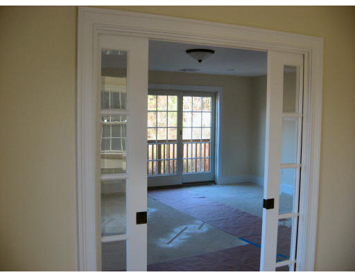 4 Lynn Street Canton, MA 02021 - Photo 20 of 27 Gallery Image 20