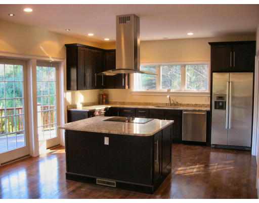 4 Lynn Street Canton, MA 02021 - Photo 2 of 27 Gallery Image 2