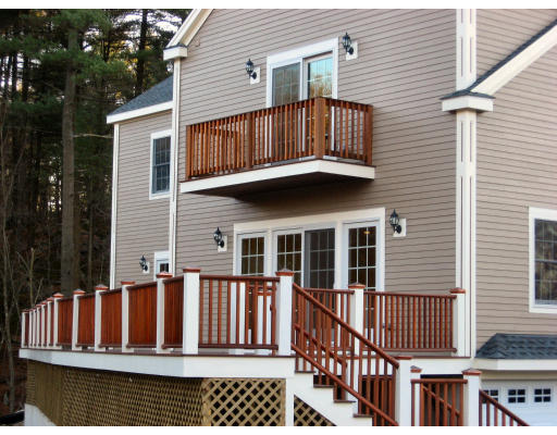 4 Lynn Street Canton, MA 02021 - Photo 4 of 27 Gallery Image 4
