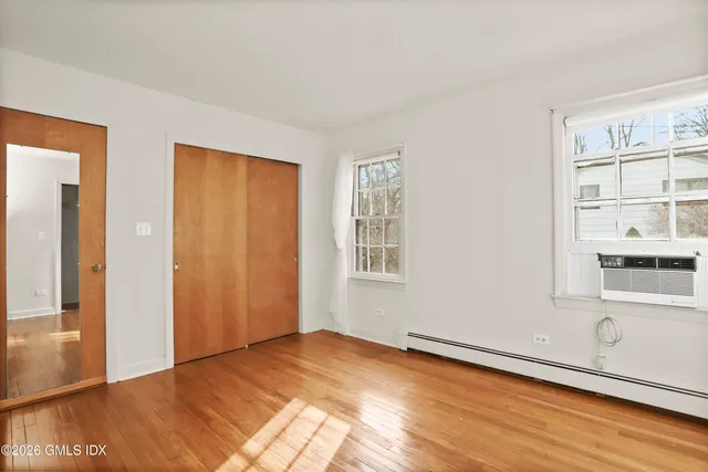 $2,600 | 200 Weaver Street, Unit B, Greenwich, CT 06831