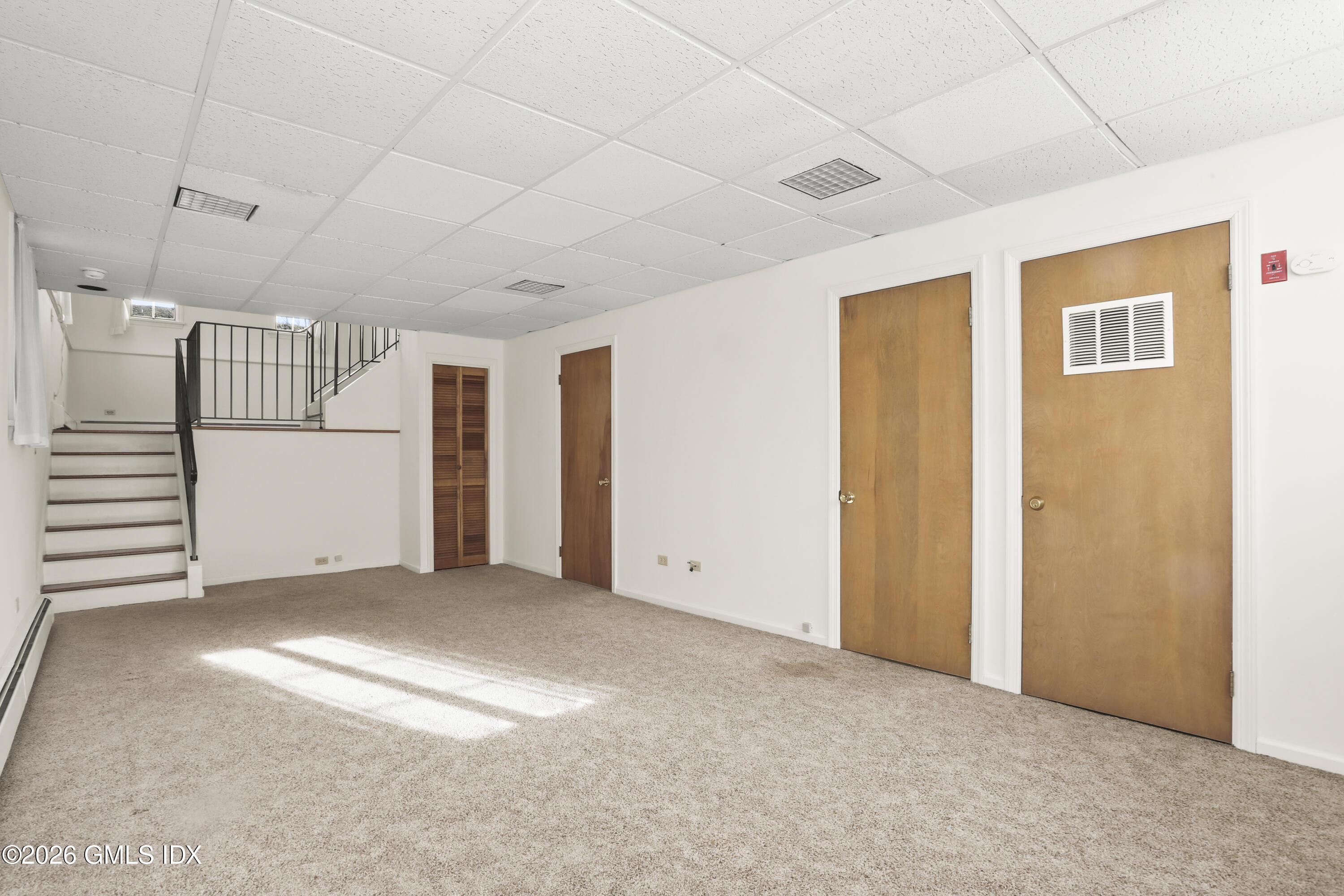 200 Weaver Street, Unit B Greenwich, CT 06831 - Photo 22 of 30 a view of empty room with wooden floor