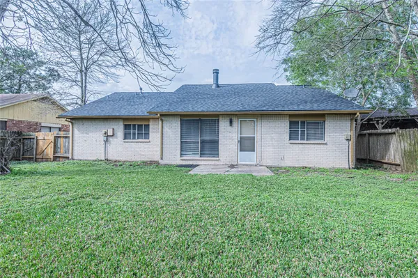 $1,875 | 9462 Fuqua Street, Houston, TX 77075