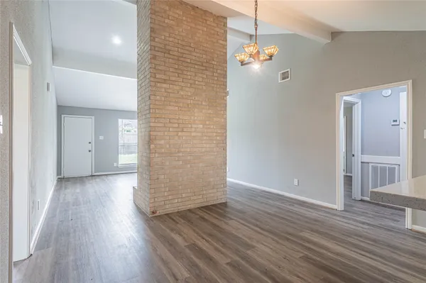 $1,875 | 9462 Fuqua Street, Houston, TX 77075