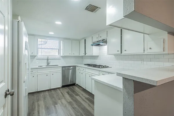 $1,875 | 9462 Fuqua Street, Houston, TX 77075