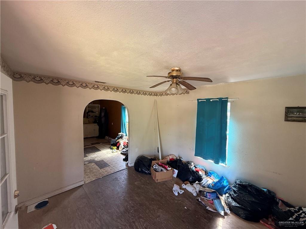 520 East Hawk Avenue Pharr, TX 78577 - Photo 6 of 8