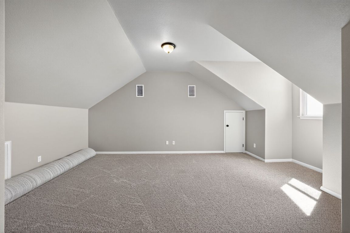 813 Cr 342 Road Granger, TX 76530 - Photo 21 of 32 a view of an empty room