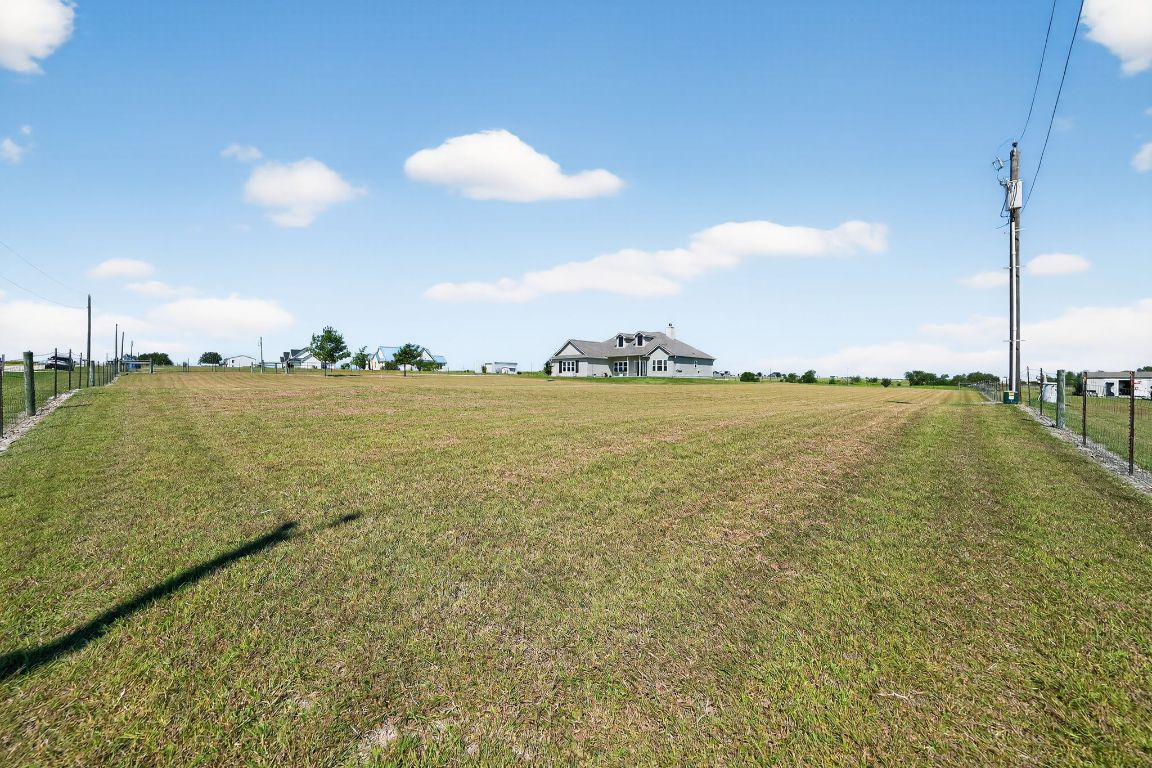 813 Cr 342 Road Granger, TX 76530 - Photo 31 of 32 a view of an ocean and beach
