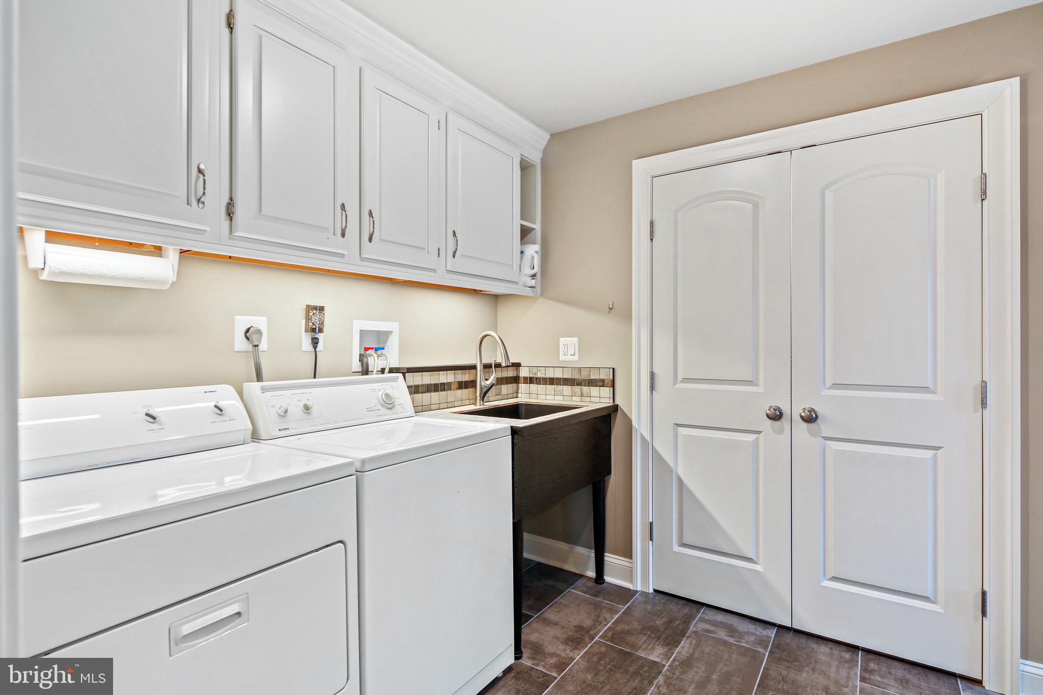 1521 Fallston Road Fallston, MD 21047 - Photo 31 of 40 laundry mudroom