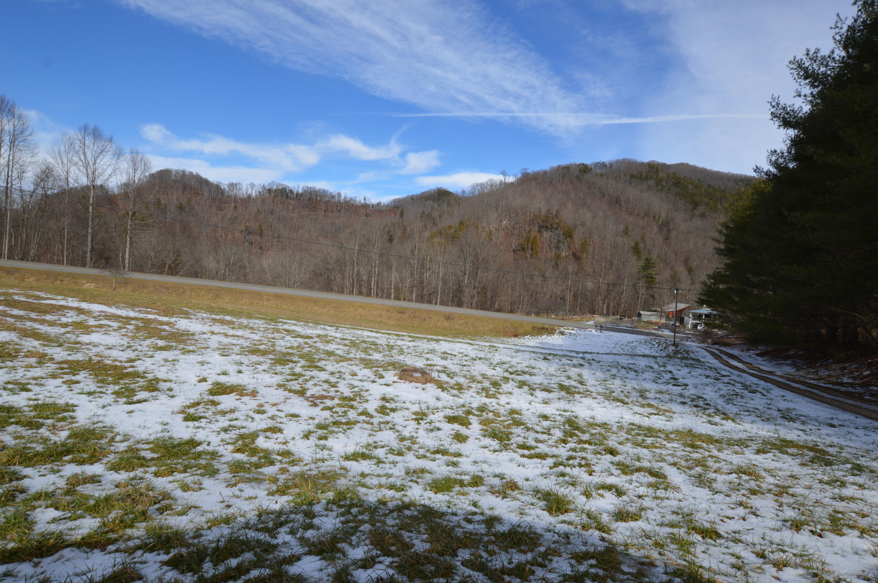 724 Poga Road Butler, TN 37640 - Photo 39 of 45 724 Poga39