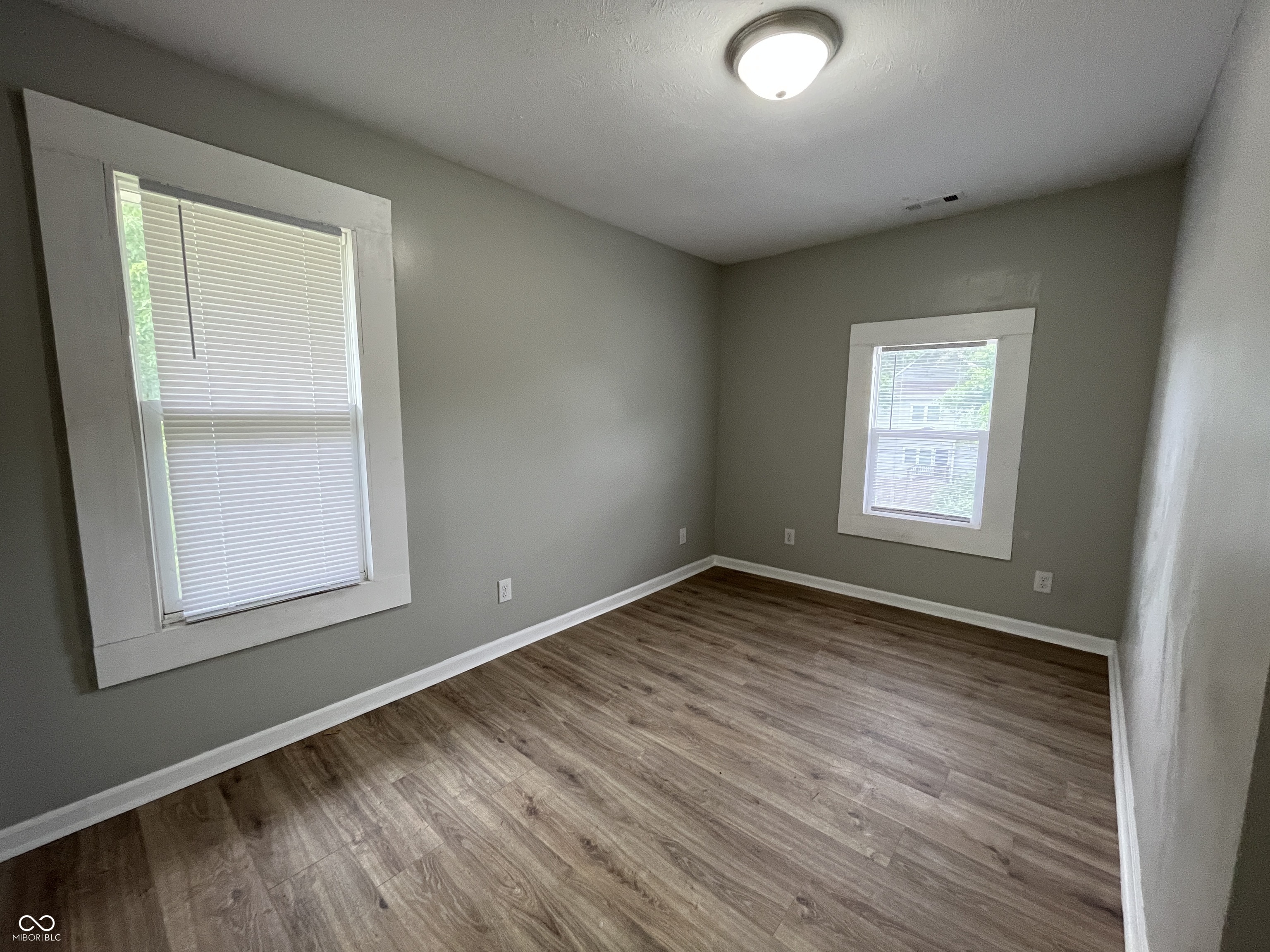 2945 Ruckle Street Indianapolis, IN 46205 - Photo 34 of 44 Gallery Image 34