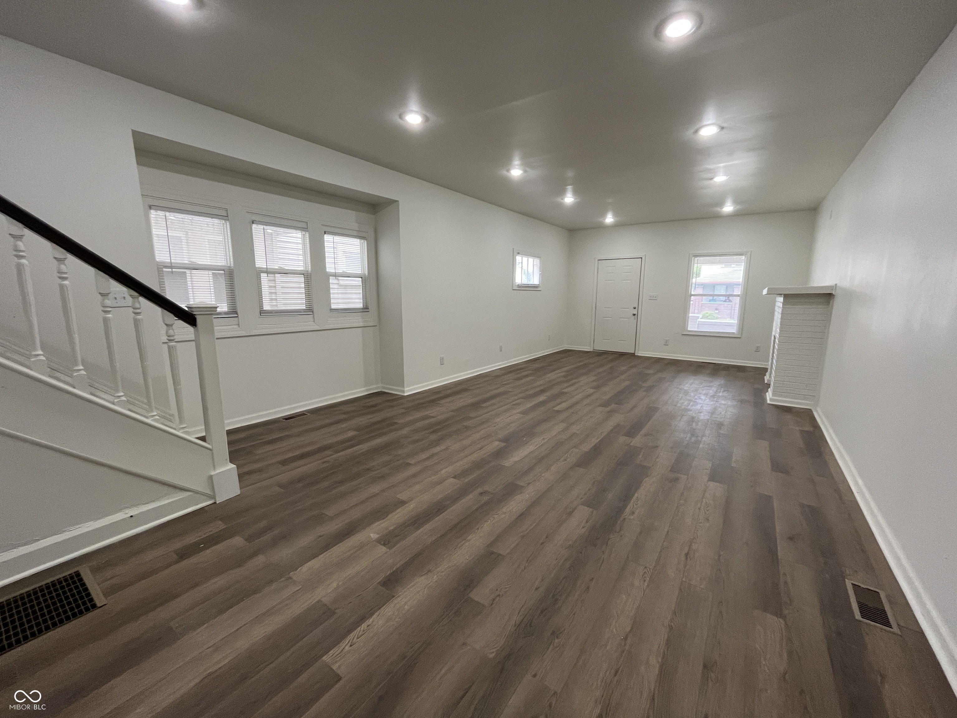 2945 Ruckle Street Indianapolis, IN 46205 - Photo 4 of 44 Gallery Image 4