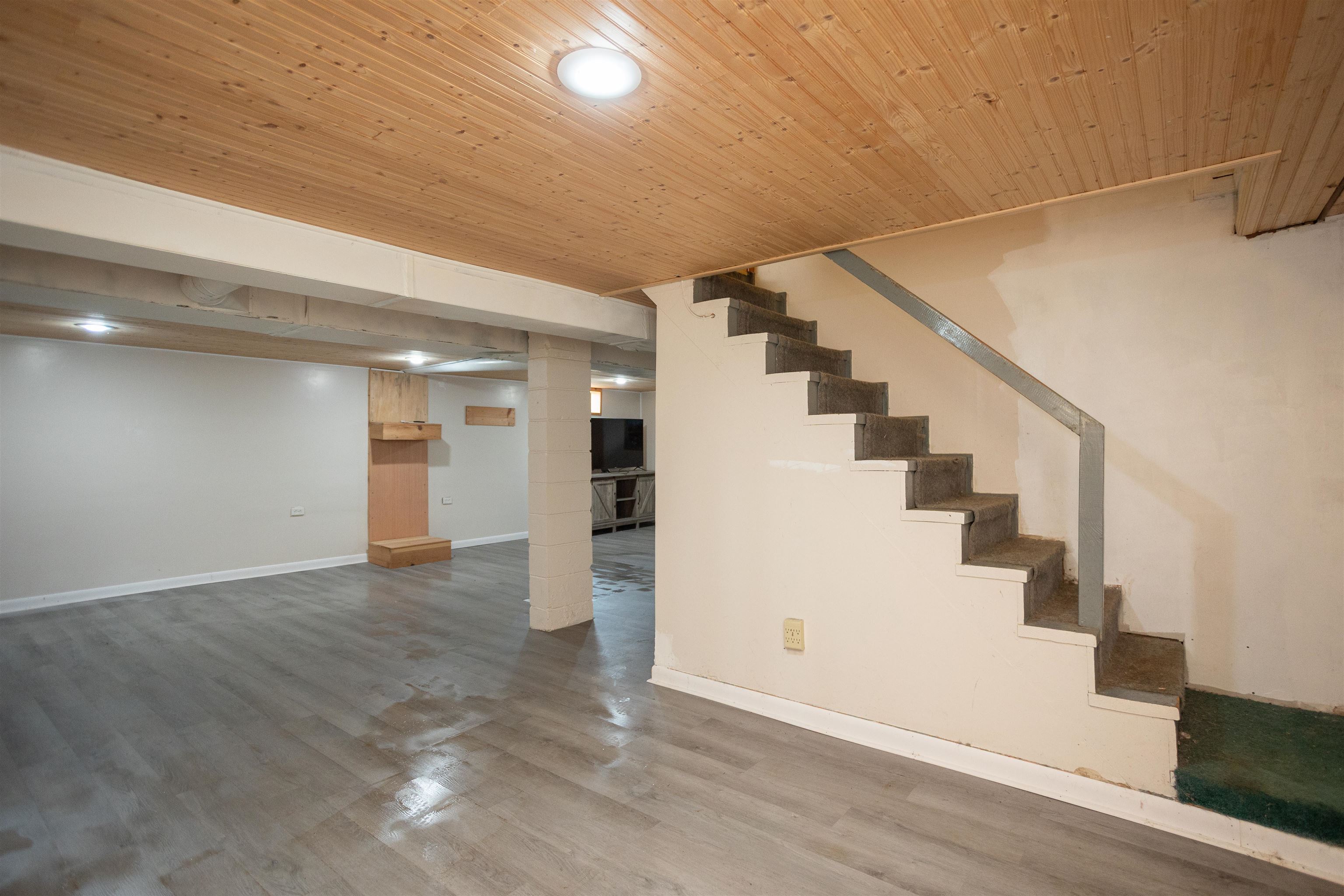 211 George Street Staunton, VA 24401 - Photo 25 of 37 a view of an entryway with wooden floor