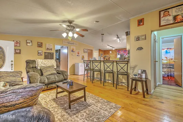 $180,000 | 190 Cactus Drive, Jonesville, VA 24263