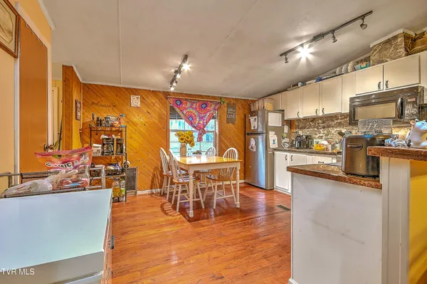 $180,000 | 190 Cactus Drive, Jonesville, VA 24263