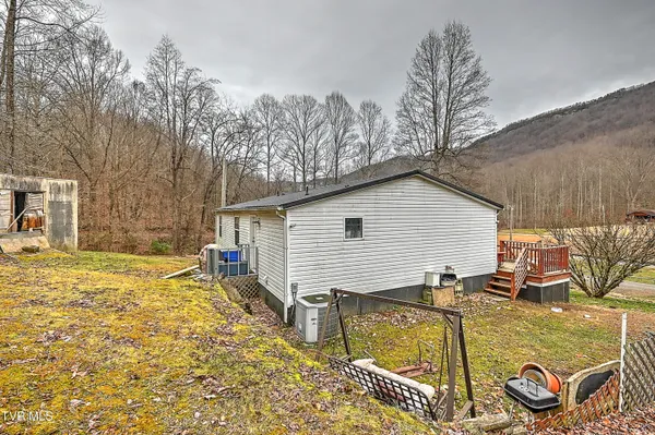 $180,000 | 190 Cactus Drive, Jonesville, VA 24263