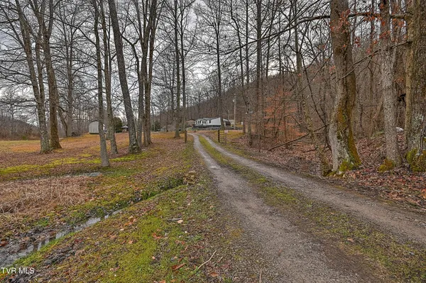 $180,000 | 190 Cactus Drive, Jonesville, VA 24263