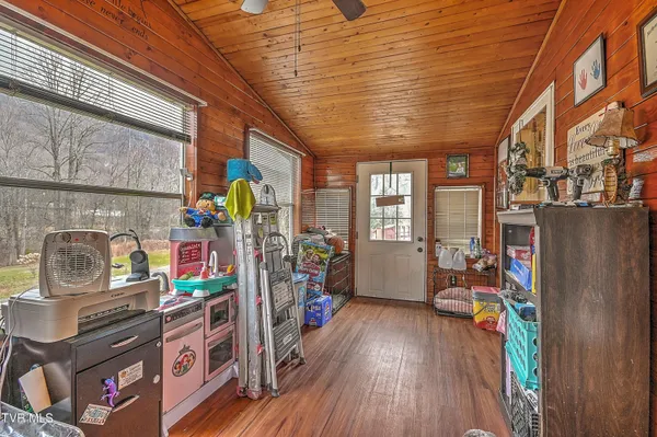 $180,000 | 190 Cactus Drive, Jonesville, VA 24263