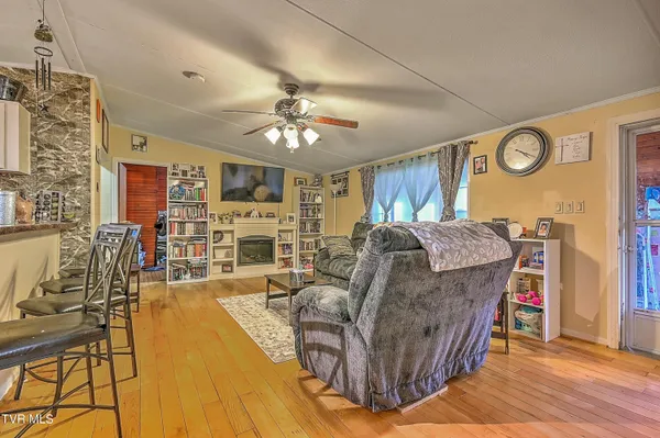 $180,000 | 190 Cactus Drive, Jonesville, VA 24263