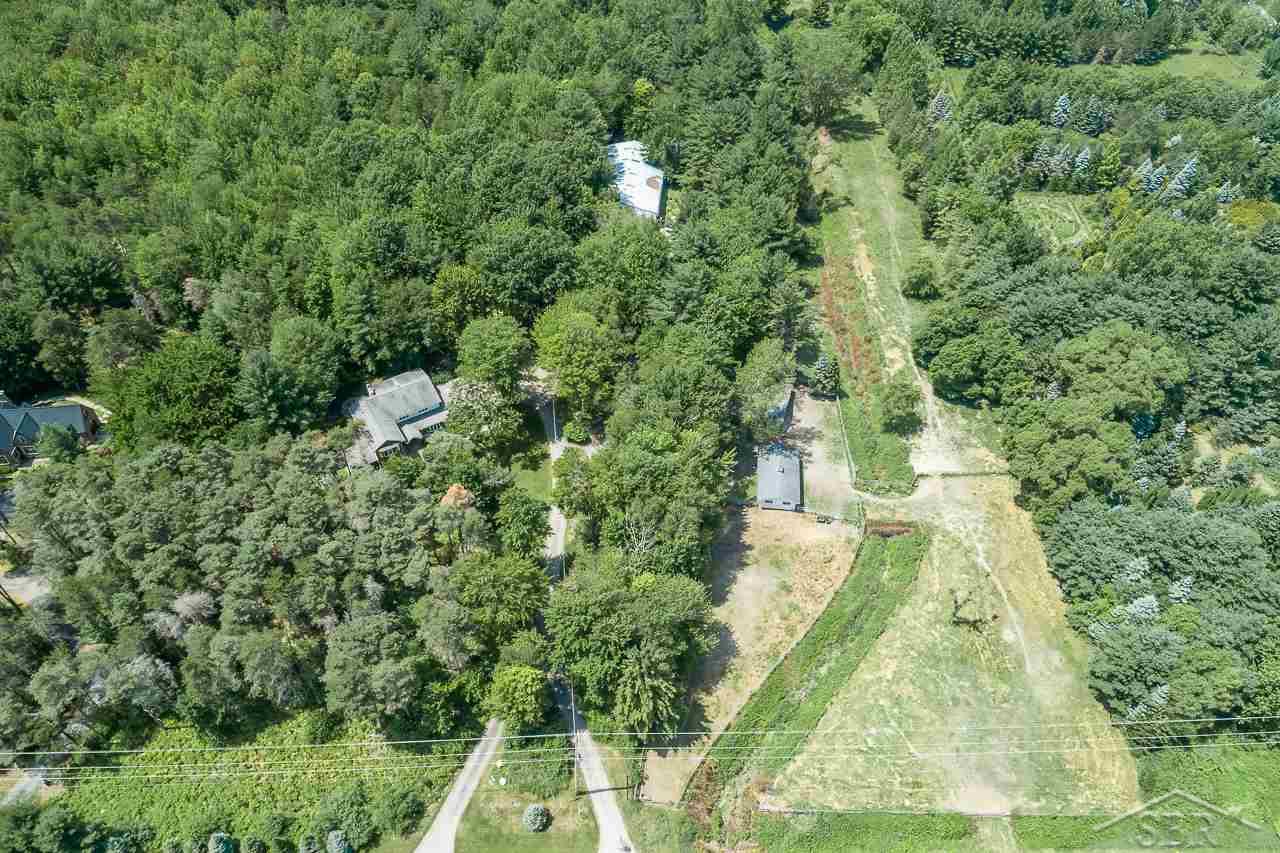 3829 North Gleaner Road Freeland, MI 48623 - Photo 20 of 52 31388064-19.JPG