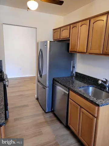 $1,875 | 5913 Mayflower Court, Unit 202, Alexandria, VA 22312