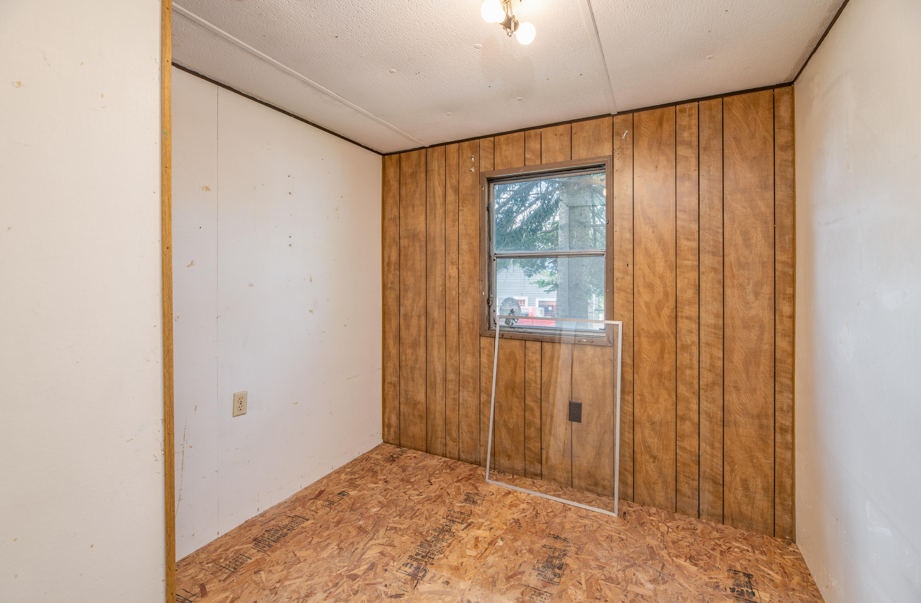 67 Intervale Road Jay, ME 04239 - Photo 10 of 18 Interior7