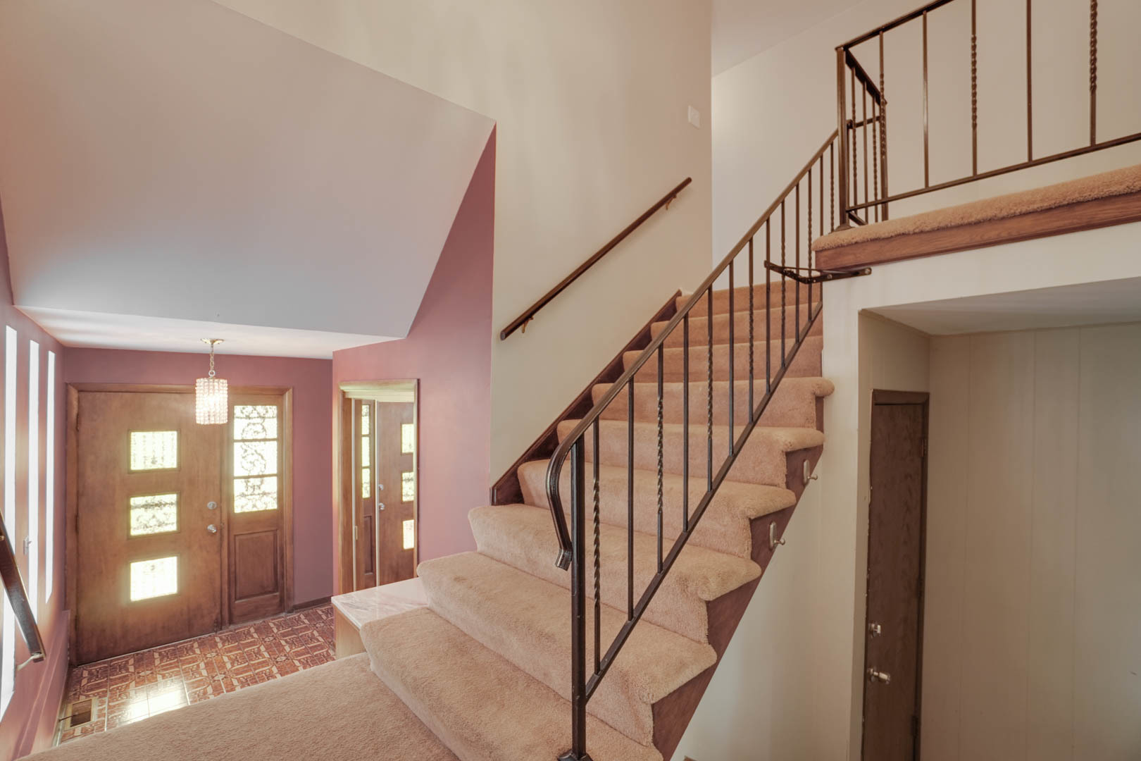 839 Highview Avenue Olympia Fields, IL 60461 - Photo 12 of 30 a view of an entryway with staircase