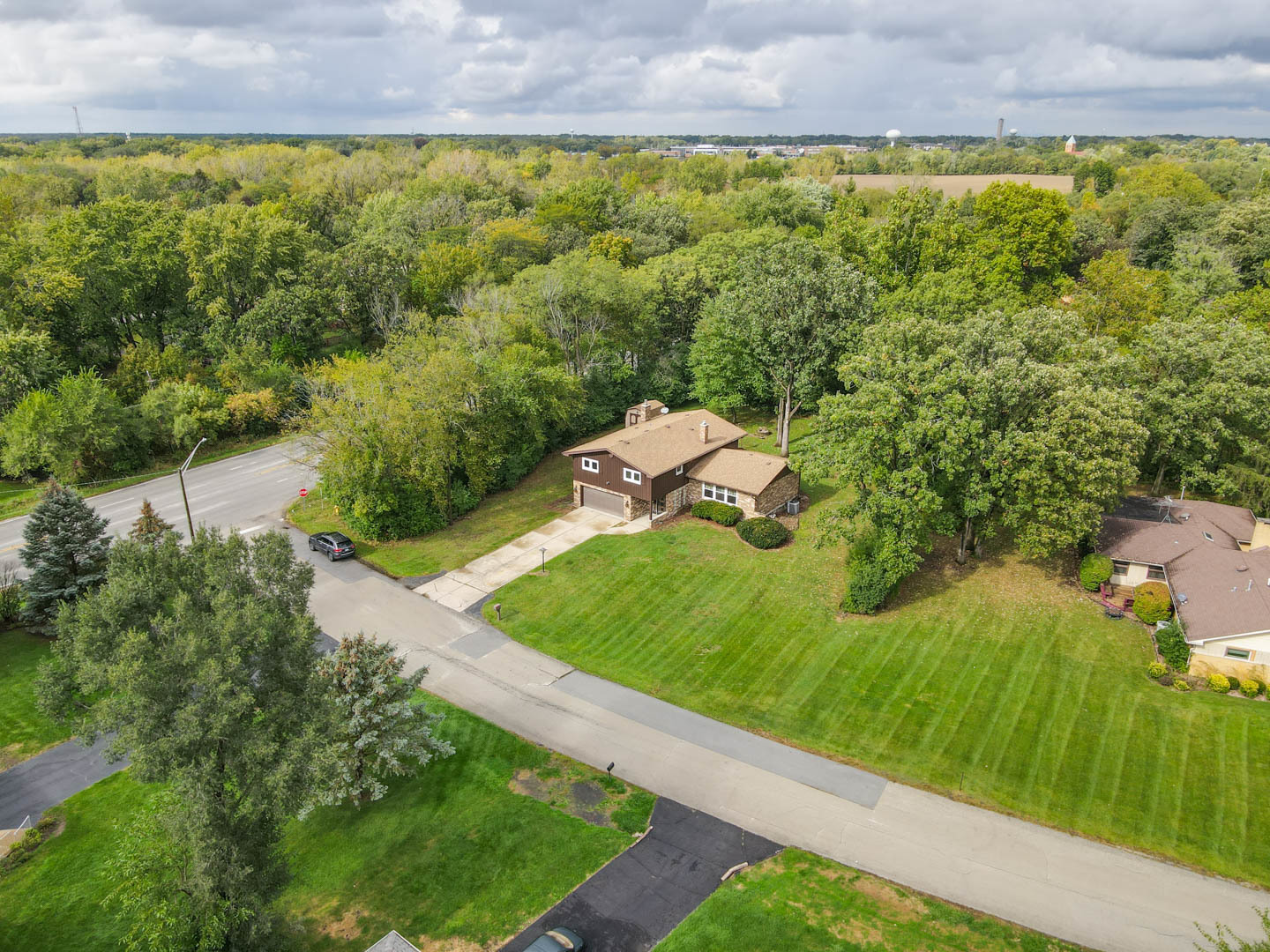 839 Highview Avenue Olympia Fields, IL 60461 - Photo 29 of 30 a view of an outdoor space and a yard