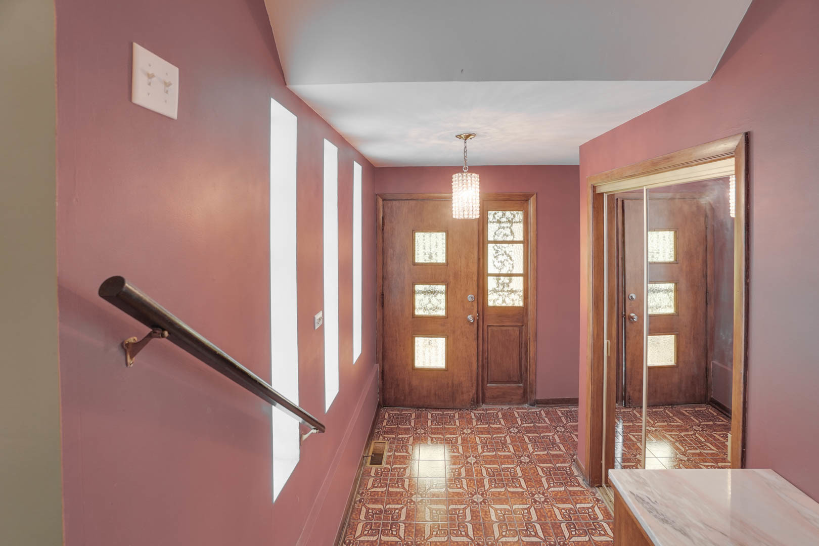 839 Highview Avenue Olympia Fields, IL 60461 - Photo 5 of 30 a view of an entryway