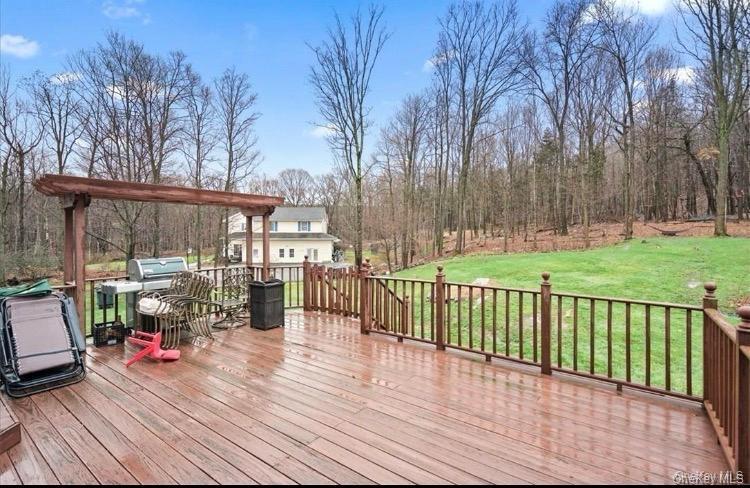 25 Round Hill Road Washingtonville, NY 10992 - Photo 1 of 6