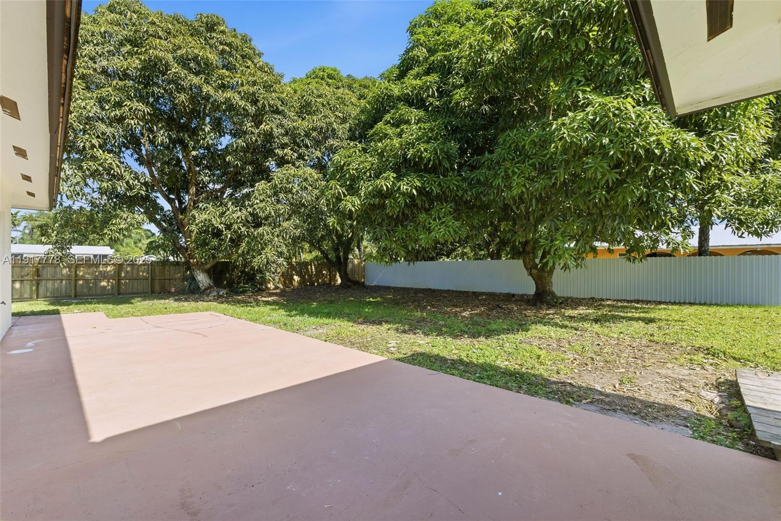 19601 Southwest 128th Court Miami, FL 33177 - Photo 35 of 59