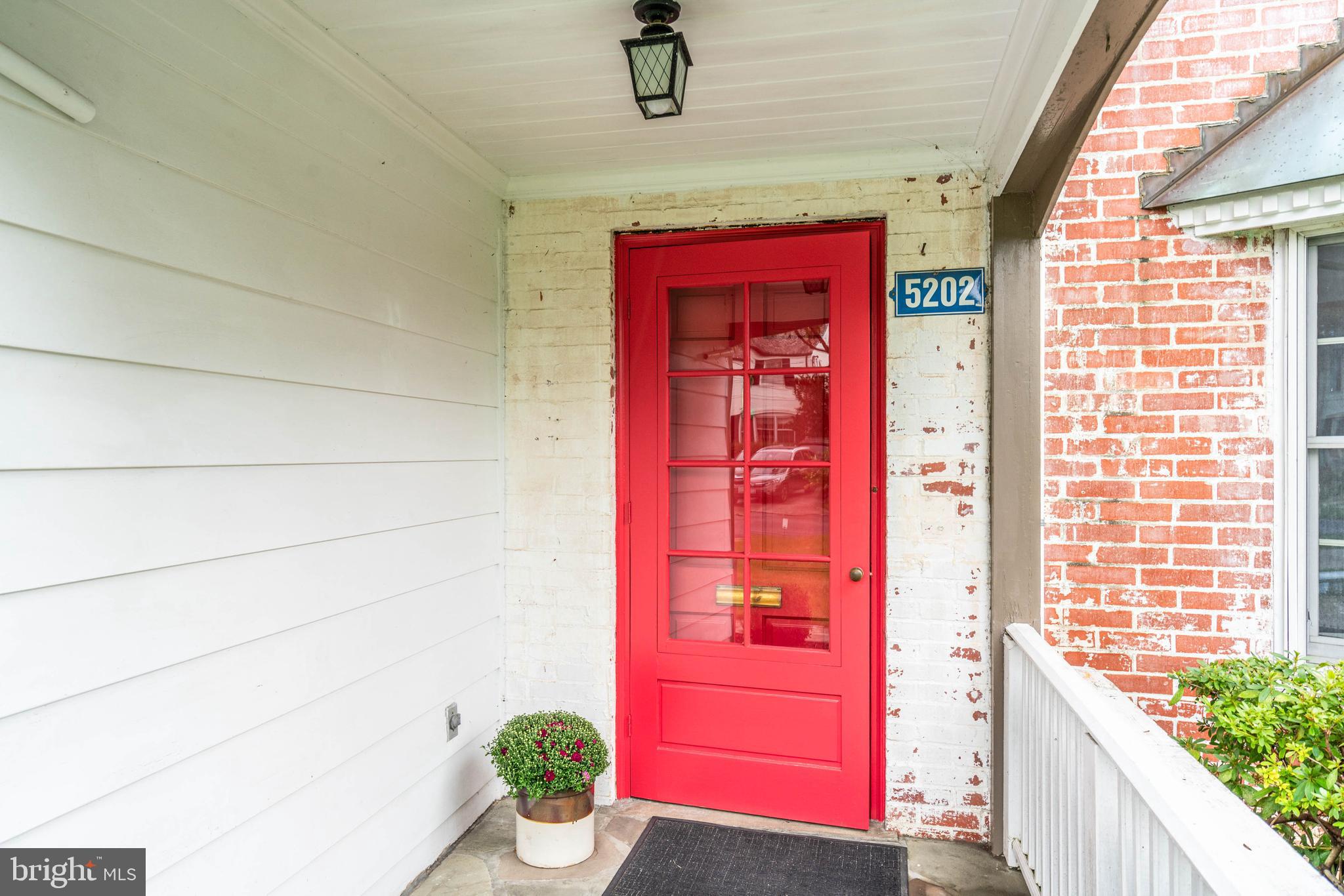 5202 Westport Road Chevy Chase, MD 20815 - Photo 6 of 67 Gallery Image 6