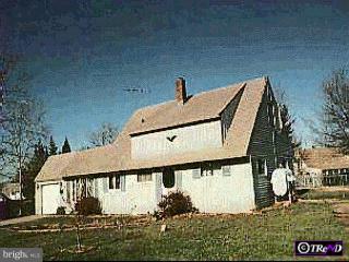 9 Inland Road Levittown, PA 19057 - Photo 1 of 1 Gallery Image 1
