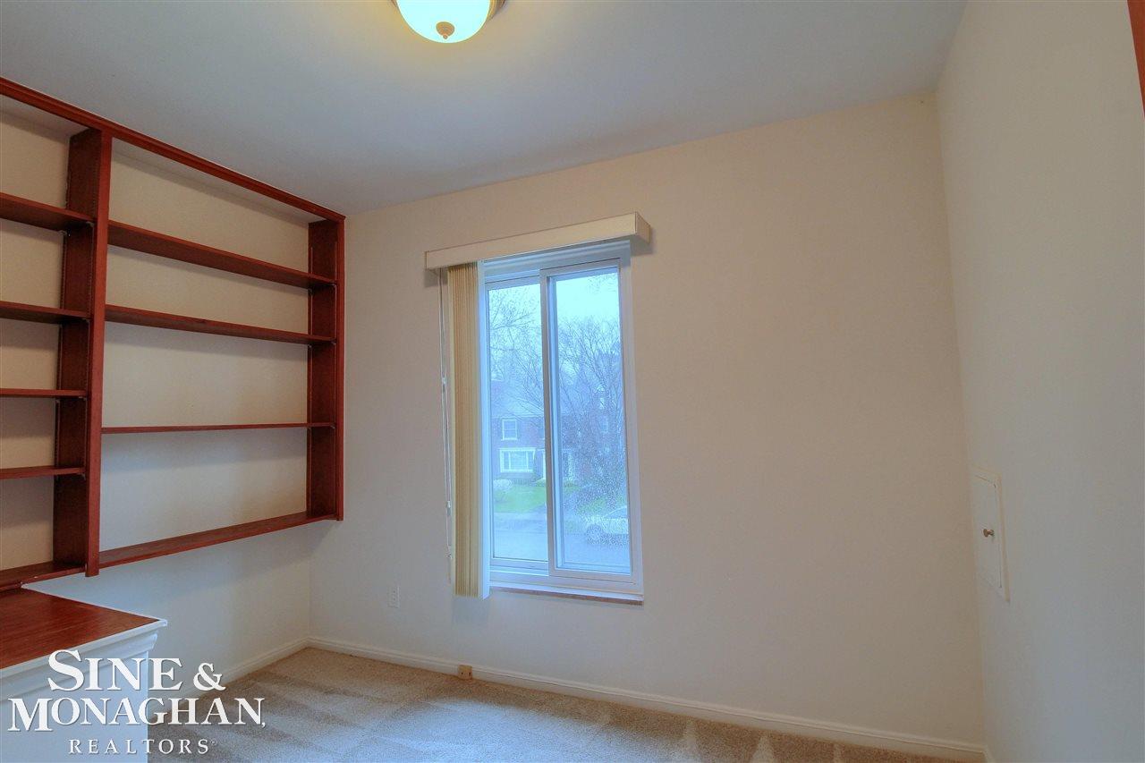 751 Harcourt Road Grosse Pointe, MI 48230 - Photo 20 of 27