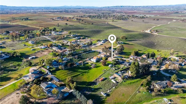 $699,000 | 7325 Iverson Place, Paso Robles, CA 93446