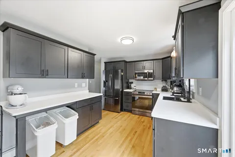 $395,000 | 60 Cedar Lane, Bozrah, CT 06334