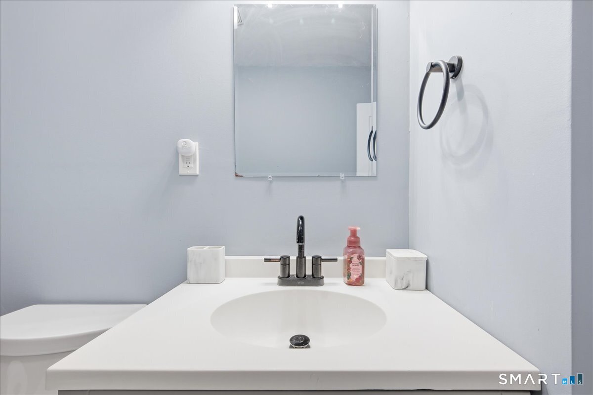 60 Cedar Lane Bozrah, CT 06334 - Photo 21 of 36