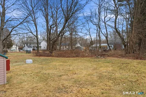 $395,000 | 60 Cedar Lane, Bozrah, CT 06334
