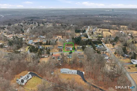 $395,000 | 60 Cedar Lane, Bozrah, CT 06334