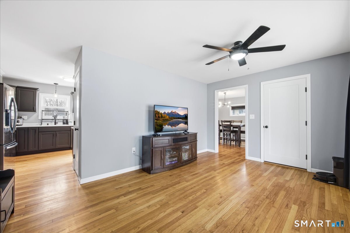 60 Cedar Lane Bozrah, CT 06334 - Photo 5 of 36