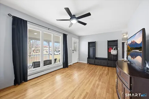 $395,000 | 60 Cedar Lane, Bozrah, CT 06334