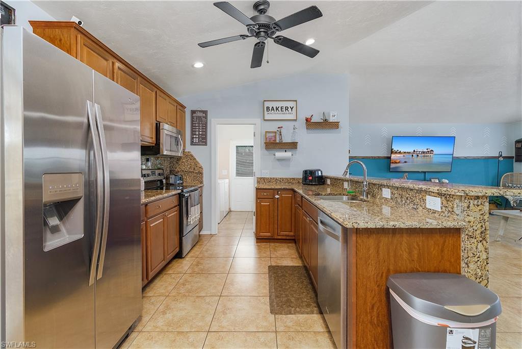 40990 Horseshoe Road Punta Gorda, FL 33982 - Photo 4 of 29 Gallery Image 4
