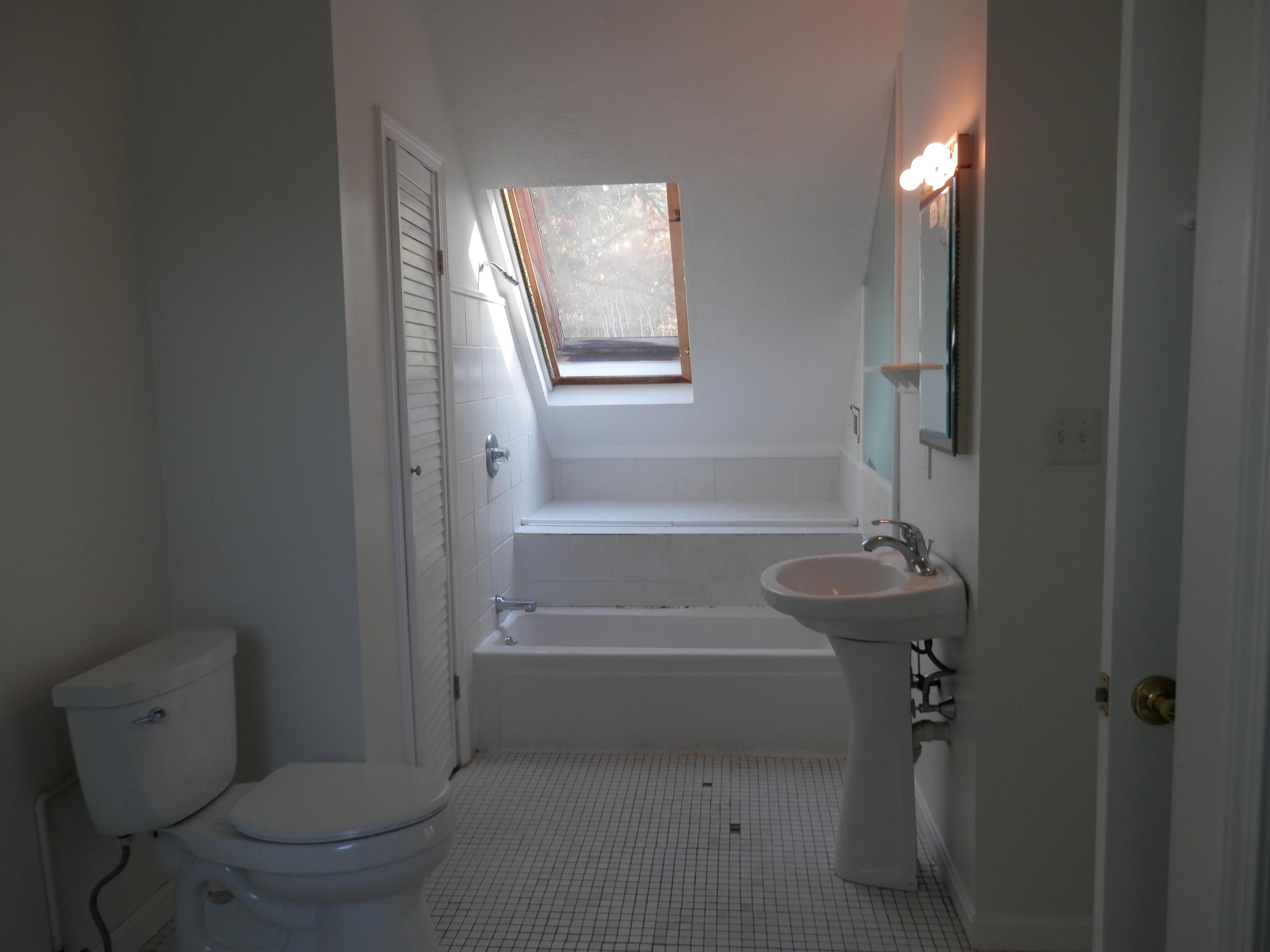 48 Winding Pond Road Londonderry, NH 03053 - Photo 20 of 20