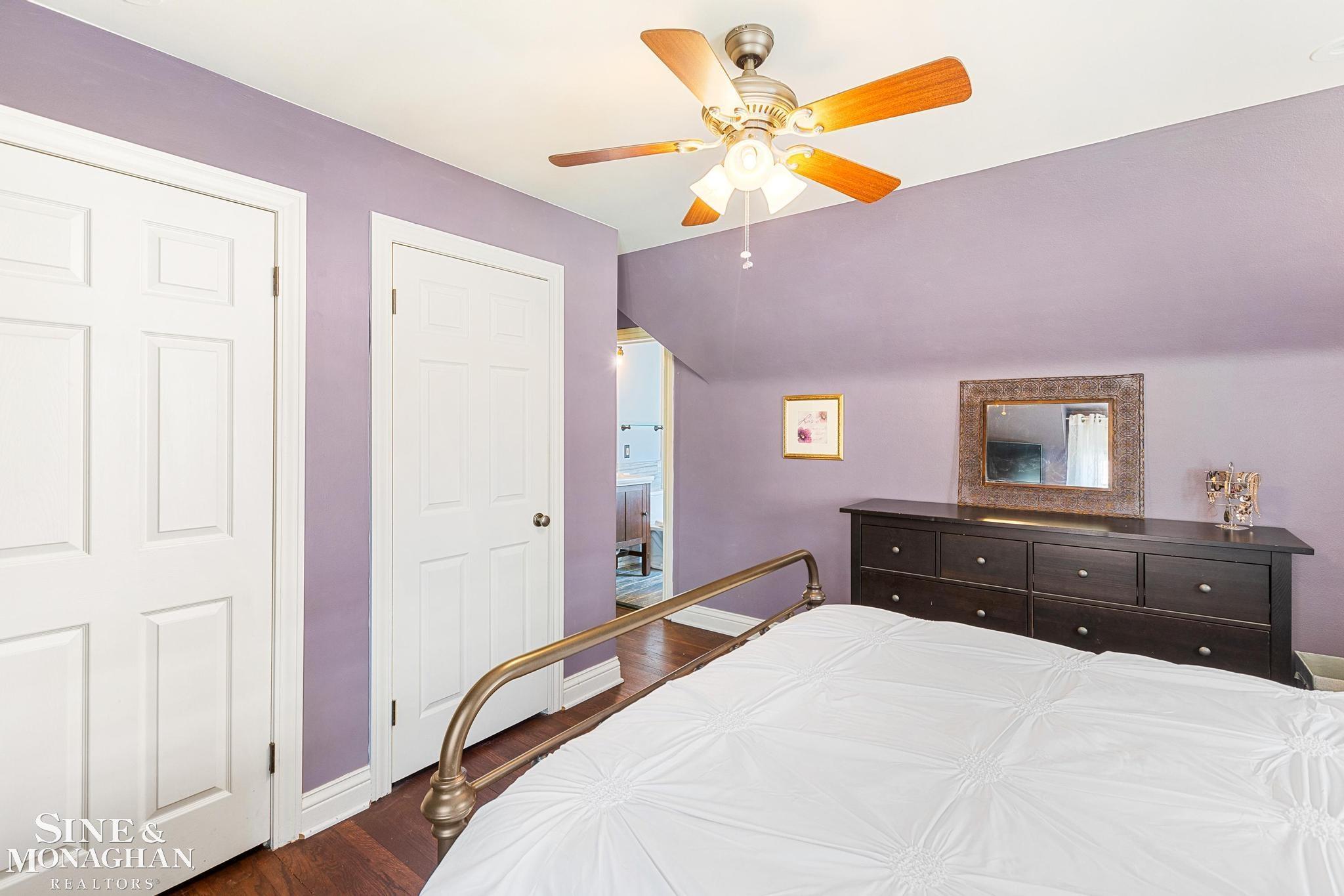 190 Fisher Road Grosse Pointe, MI 48230 - Photo 20 of 37 50106412-19.JPG